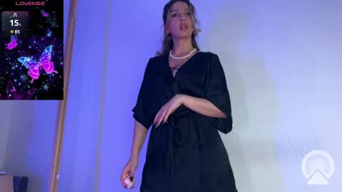 Snapshot of monikate_ chatting on February 2025 05:57:02 PM Himy name Kateim pvt model with hairy pussy online show from February 2025 05:57:02 PM