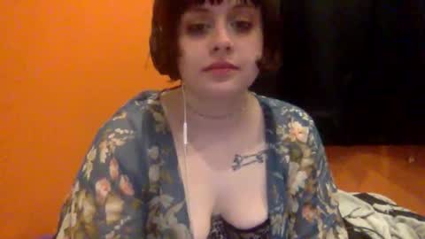 moniqueisalovergirl online show from May 2026 01:55:02 AM