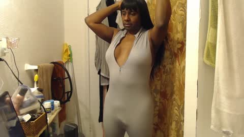 Monique Miles online show from February 2025 10:07:02 AM