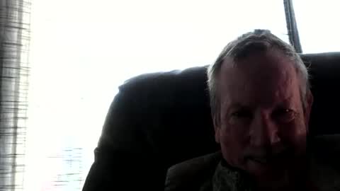 Snapshot of monkeedance chatting on December 2024 08:09:01 PM Monkee Dance online show from December 2024 08:09:01 PM