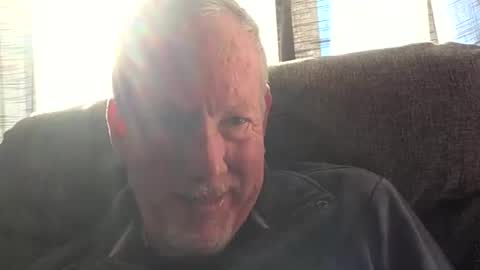 Snapshot of monkeedance chatting on January 2025 10:06:01 PM Monkee Dance online show from January 2025 10:06:01 PM