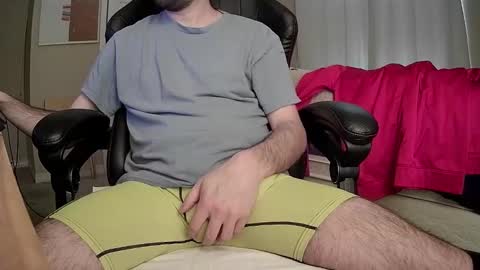 Snapshot of monkey_4u chatting on February 2025 03:27:01 PM monkey_4u online show from February 2025 03:27:01 PM