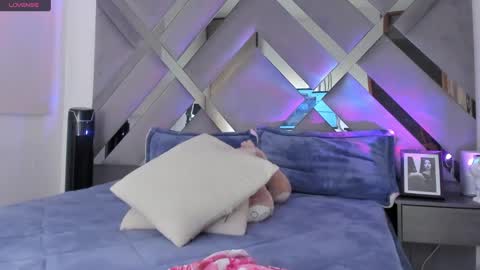 Marilyn online show from March 2025 04:27:02 AM