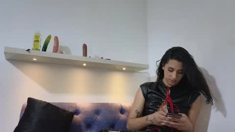 Monserrat Salvatore online show from February 2025 10:15:02 AM