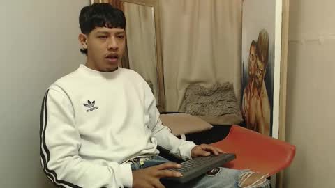 Snapshot of monsoon_the_best chatting on November 2025 02:17:02 AM monsoon_the_best online show from November 2025 02:17:02 AM