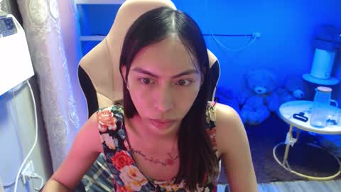 Snapshot of monstercockselfsuck chatting on October 2025 10:02:01 AM ELYSE A SIMPLE GIRL online show from October 2025 10:02:01 AM