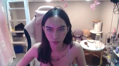 Snapshot of monstercockselfsuck chatting on November 2025 12:41:02 PM ELYSE A SIMPLE GIRL online show from November 2025 12:41:02 PM