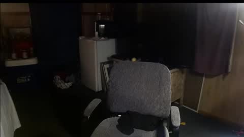 Snapshot of montana6897 chatting on February 2025 07:47:02 AM Kingalby817 online show from February 2025 07:47:02 AM