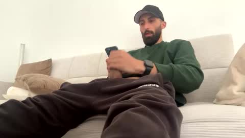 montii90 online show from October 2025 10:38:01 AM