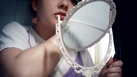 Snapshot of moodiemira chatting on June 2026 04:29:02 PM moodiemira online show from June 2026 04:29:02 PM