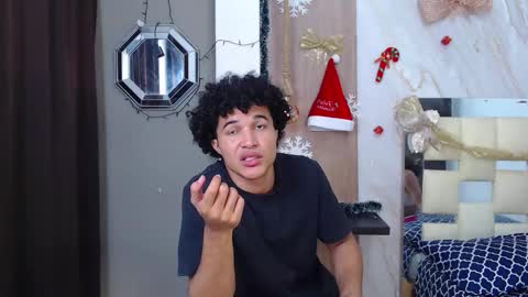 moon_and_fire_ online show from January 2026 03:31:01 AM