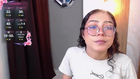 moon_and_fire_ online show from March 2026 07:03:01 AM