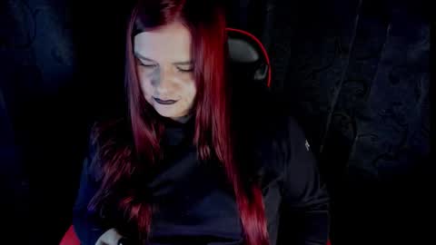 Snapshot of moon_dark520 chatting on February 2026 02:40:01 AM Lilith online show from February 2026 02:40:01 AM