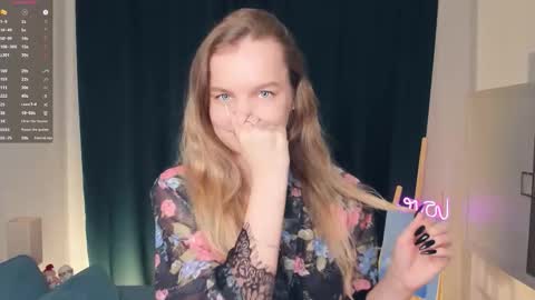 Snapshot of moon_puzzles chatting on February 2026 07:17:02 PM moon_puzzles online show from February 2026 07:17:02 PM