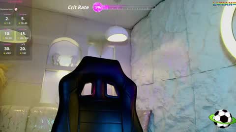 Snapshot of moon_red_r chatting on July 2026 08:35:01 PM Moon online show from July 2026 08:35:01 PM