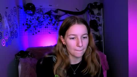 moon_sana online show from October 2025 10:32:02 AM