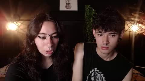 MOON AND ZUKO online show from January 2026 02:06:02 AM