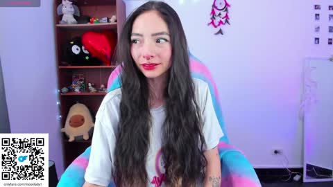 MOON  online show from January 2025 08:22:02 PM