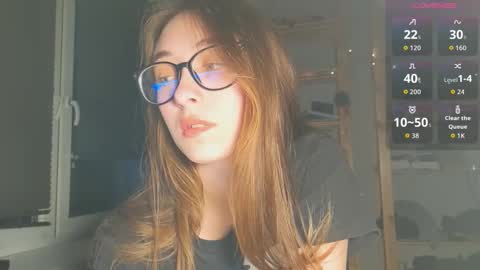 Snapshot of moonlight__lovers chatting on November 2025 03:14:02 PM Dana online show from November 2025 03:14:02 PM