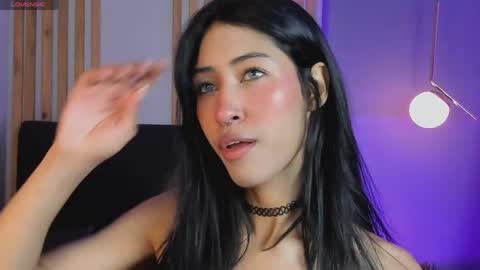 Snapshot of moonlight_brat chatting on May 2026 09:27:01 AM Ivy online show from May 2026 09:27:01 AM