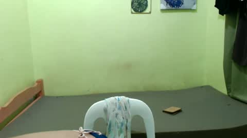 Snapshot of moonlit_tala chatting on June 2026 11:24:01 PM Moonlit Tala online show from June 2026 11:24:01 PM