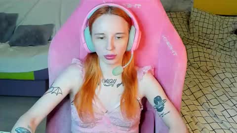 Snapshot of moonscarr chatting on March 2026 09:32:02 PM Coraline online show from March 2026 09:32:02 PM