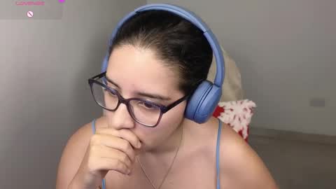 Moon Woman online show from December 2025 05:10:02 PM