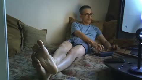 Snapshot of moovurey16 chatting on November 2025 02:28:02 AM Alex online show from November 2025 02:28:02 AM