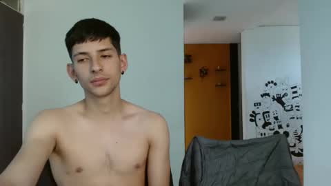 Snapshot of mor_tokens_mor_hot chatting on January 2025 05:43:02 PM Sebas y Gaby online show from January 2025 05:43:02 PM