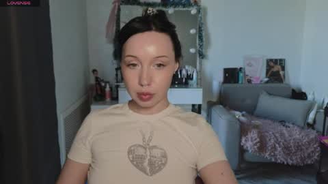 Snapshot of moranagoddess chatting on April 2026 01:41:01 PM Morana follow my boosty online show from April 2026 01:41:01 PM