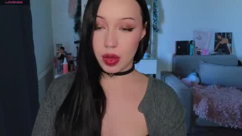 Snapshot of moranagoddess chatting on April 2026 01:56:02 PM Morana follow my boosty online show from April 2026 01:56:02 PM