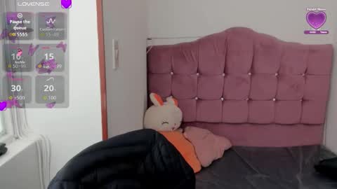 morena_rodriguez_9 online show from October 2025 07:04:02 PM