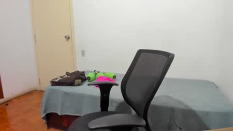 Pipo online show from January 2025 11:24:01 PM