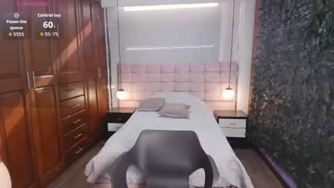 Moriah online show from June 2026 12:59:01 PM