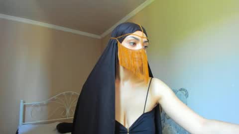 Snapshot of moroccan_diamond_ chatting on May 2026 06:52:01 AM Medina online show from May 2026 06:52:01 AM