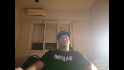 Snapshot of morocho777 chatting on September 2025 08:25:01 AM Bruno online show from September 2025 08:25:01 AM