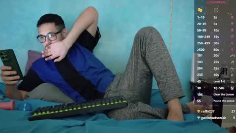 Snapshot of morpheus_the_oniro chatting on June 2026 06:08:02 PM Morpheo online show from June 2026 06:08:02 PM