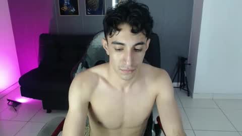 Snapshot of morrison_jimm chatting on February 2026 05:48:02 AM santii online show from February 2026 05:48:02 AM