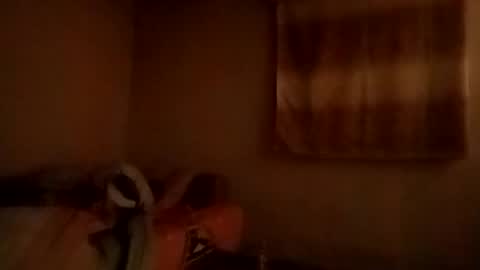 Snapshot of mospeleu chatting on May 2026 01:58:01 AM Nomadu online show from May 2026 01:58:01 AM
