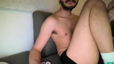 Snapshot of moss127 chatting on January 2025 02:35:01 AM twennysevv27 online show from January 2025 02:35:01 AM