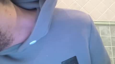 Snapshot of moss127 chatting on February 2025 01:37:01 PM twennysevv27 online show from February 2025 01:37:01 PM