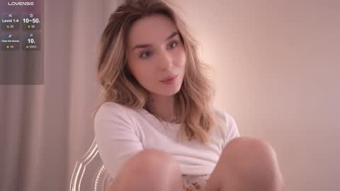 MIRA online show from October 2025 03:49:01 PM