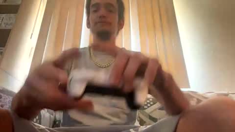 Snapshot of mouli23r chatting on February 2026 06:39:01 PM mouli23r online show from February 2026 06:39:01 PM