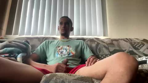 Snapshot of mouli23r chatting on April 2026 09:52:01 PM mouli23r online show from April 2026 09:52:01 PM