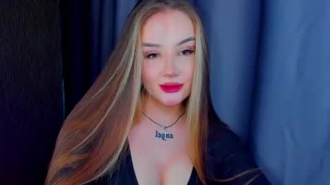 Snapshot of mousemother chatting on March 2025 08:16:02 AM Carolina online show from March 2025 08:16:02 AM