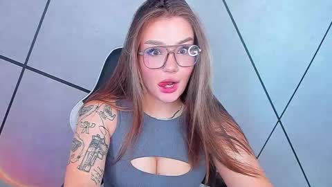 Snapshot of mousemother chatting on October 2025 08:04:02 AM Carolina online show from October 2025 08:04:02 AM