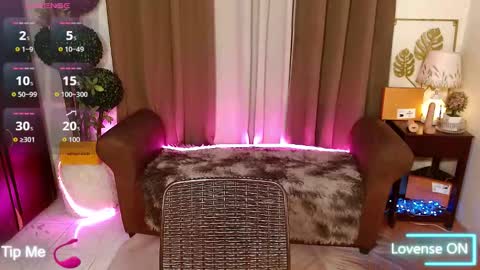 mouthwatering_ayesha online show from September 2025 02:04:02 AM