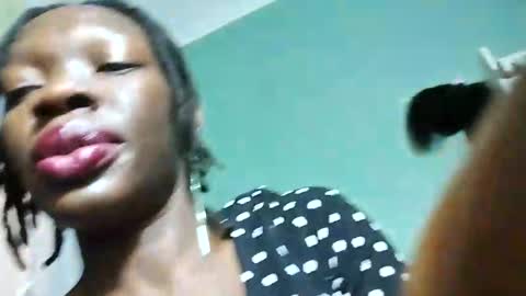 Snapshot of mouthymiss chatting on March 2025 12:41:02 PM Mouthymiss online show from March 2025 12:41:02 PM