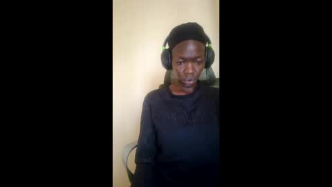 Snapshot of mouthymiss chatting on December 2025 05:01:01 AM Mouthymiss online show from December 2025 05:01:01 AM