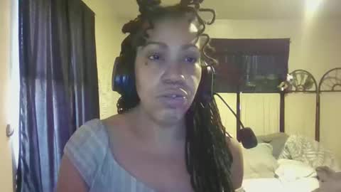 moxxxieg online show from April 2026 10:15:02 PM